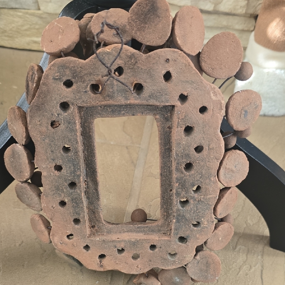 Decorative Rustic Brown Leaf & Berry Photo Frame - Picture 2 of 6